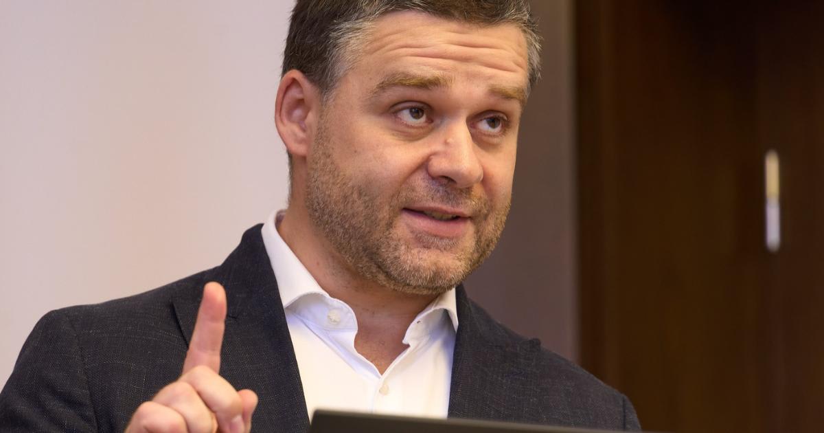 Ciucu: Cantina STB are pierderi de 2 milioane de lei pe an, dar organizează nunți și botezuri