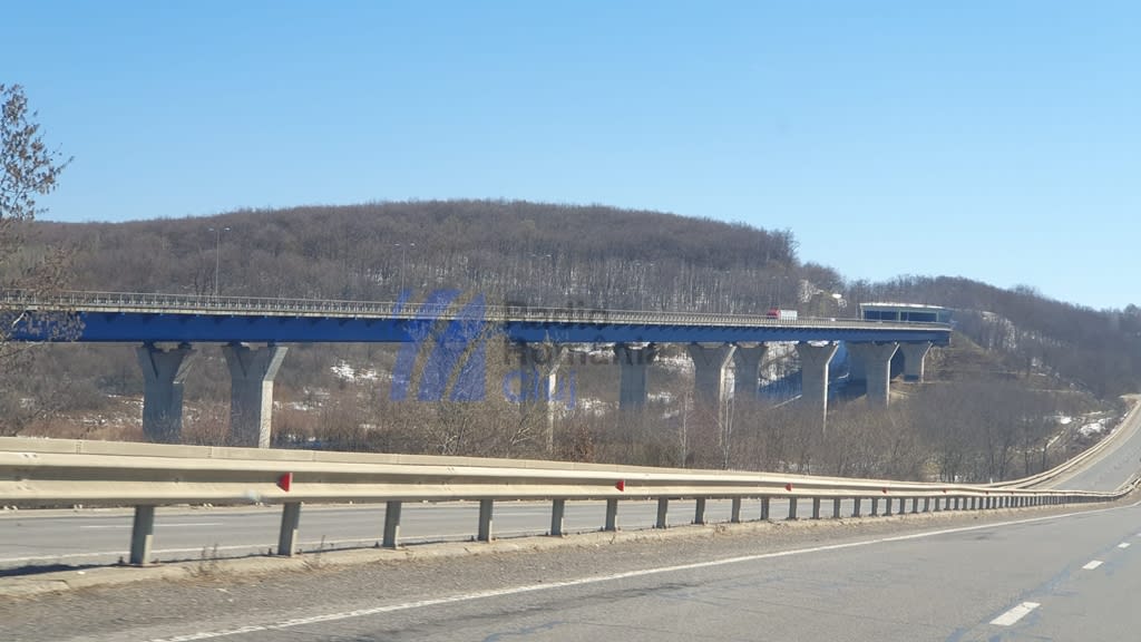 lucrări asfaltare autostradă viaducte zona Nădășelu Zimbor lucrări asfaltare autostradă viaducte zona Nădășelu Zimbor
