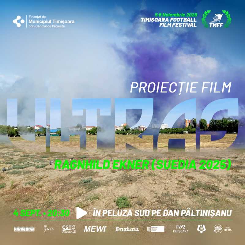 proiecție film ultras pe peluza stadionului din Timișoara