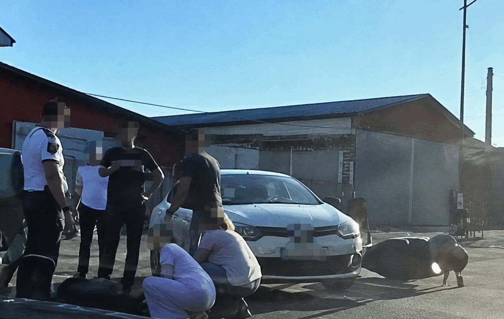 accident rutier cu motocicletă și autoturism în Focșani accident rutier cu motocicletă și autoturism în Focșani