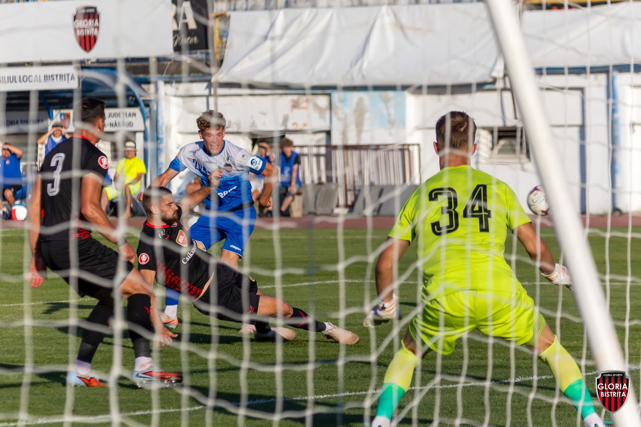 Meci de fotbal între CS Gloria Bistrița și FK Csikszereda Meci de fotbal între CS Gloria Bistrița și FK Csikszereda