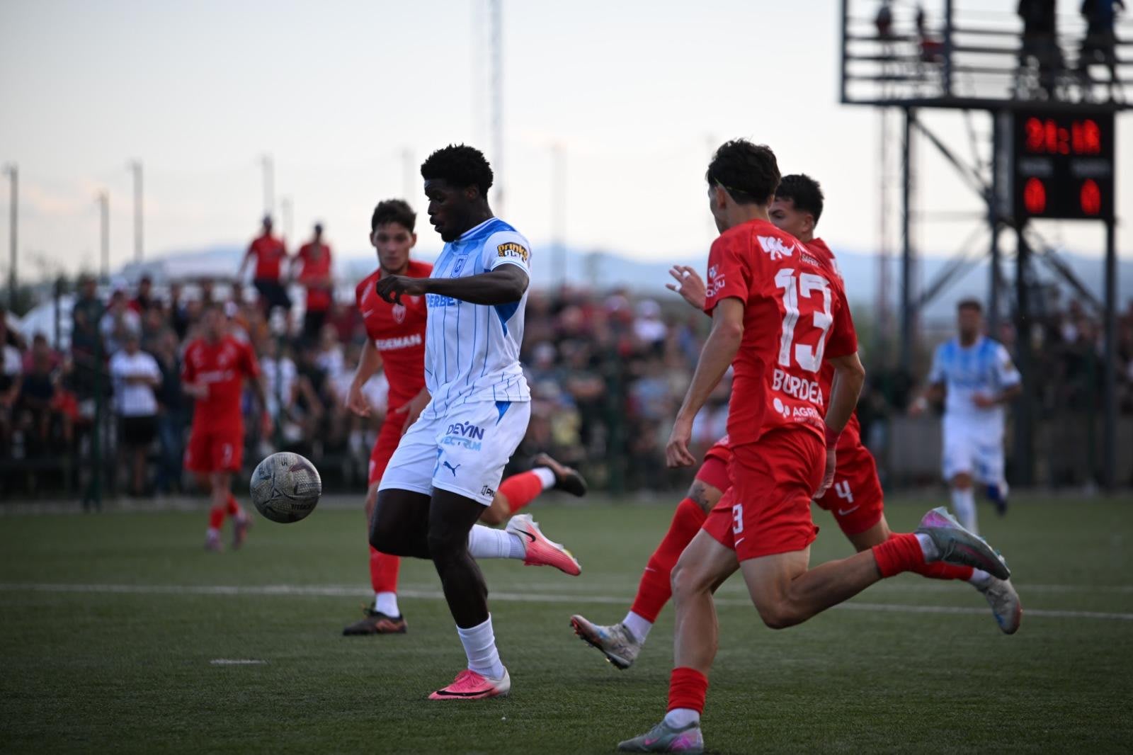 jucători de fotbal în acțiune, transferuri, stadion jucători de fotbal în acțiune, transferuri, stadion