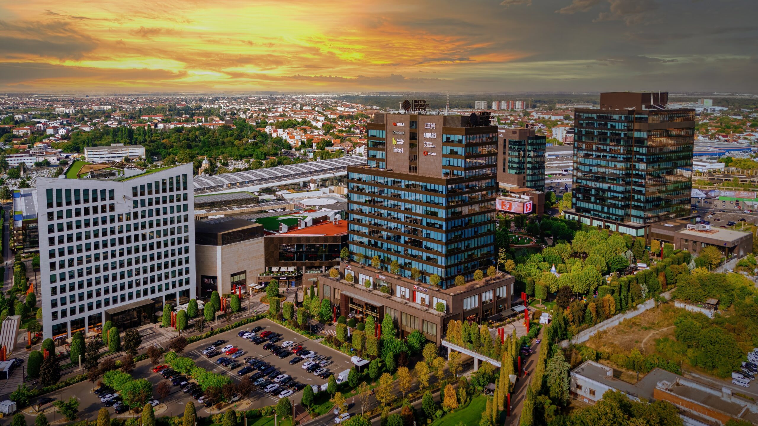 evenimente diverse la Iulius Town, robotică, muzică, competiție de frumusețe