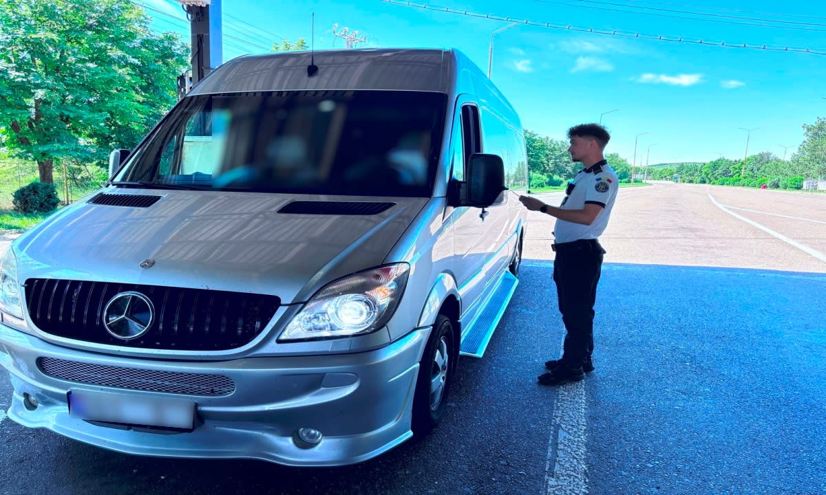 Polițiștii de frontieră de la Albița au descoperit 20.000 de euro asupra unui cetățean ucrainean