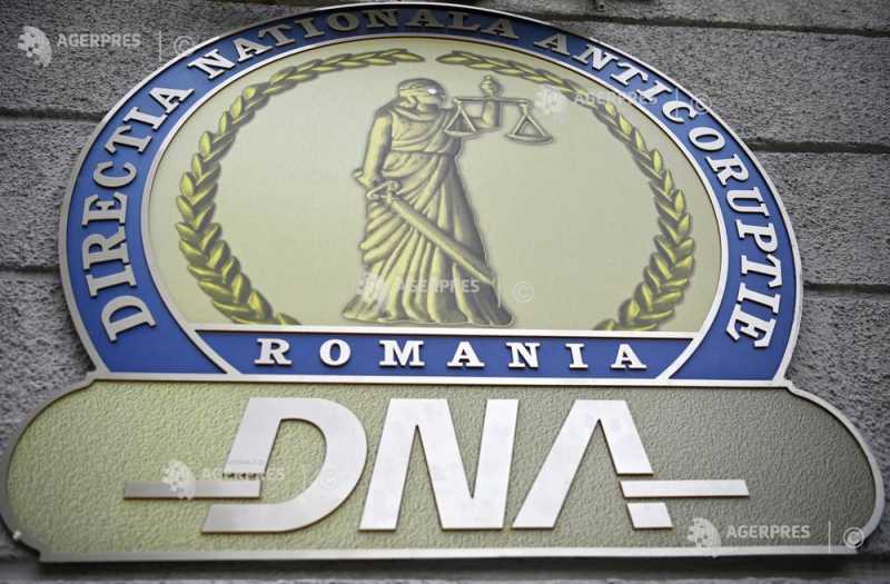 Inspector ANAF cercetat penal pentru trafic de influență