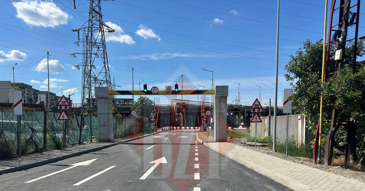 ruta ocolitoare peste calea ferată în Iași, semne de circulație și trafic rutier ruta ocolitoare peste calea ferată în Iași, semne de circulație și trafic rutier