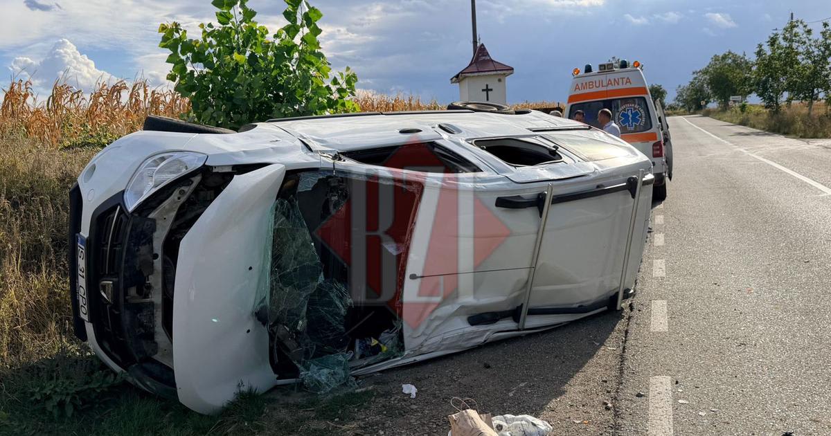 Accident rutier în Iași: două autoturisme implicate, un copil rănit