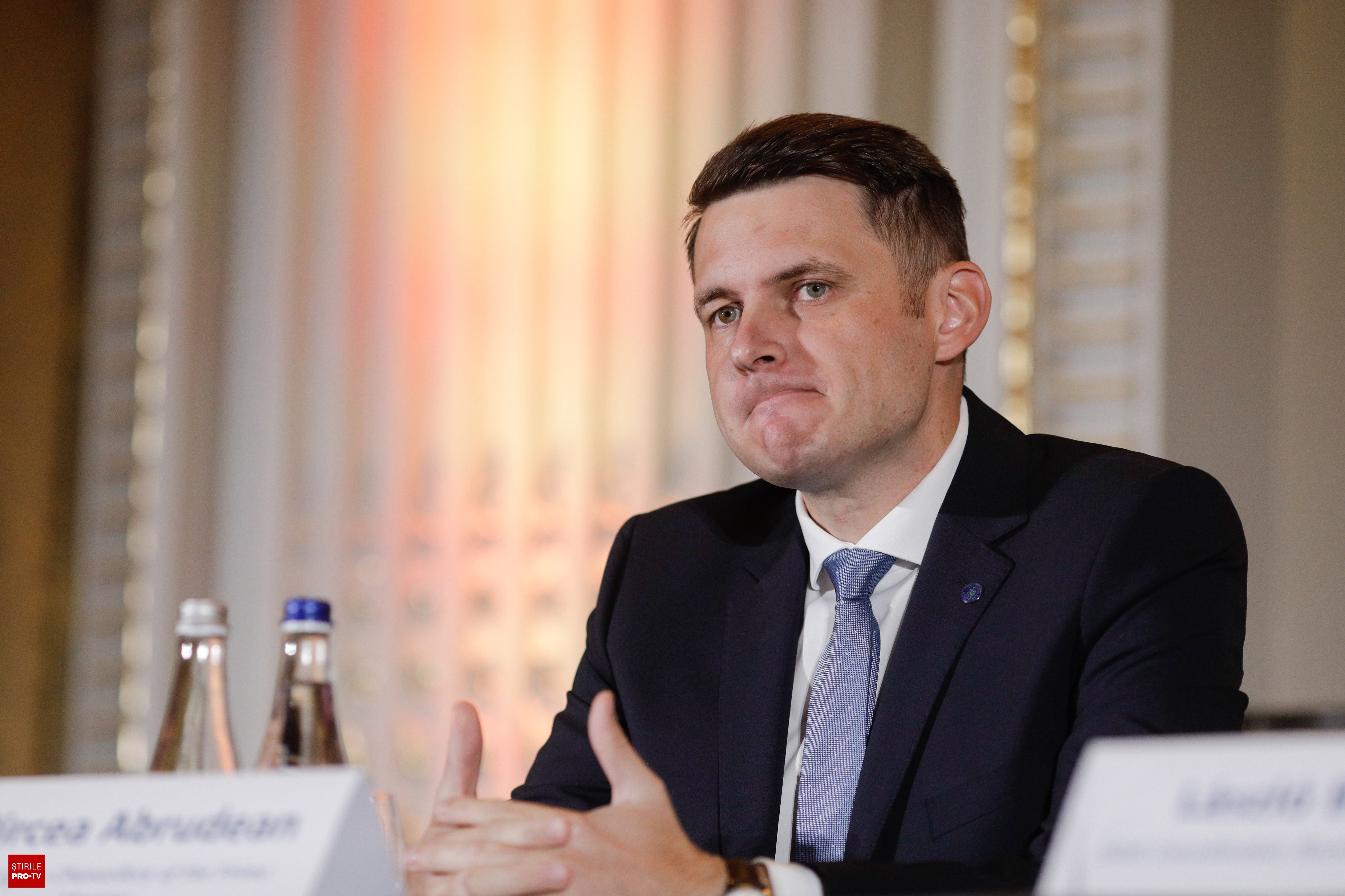Președintele Senatului afirmă că România are nevoie de un guvern stabil și responsabilitate politică