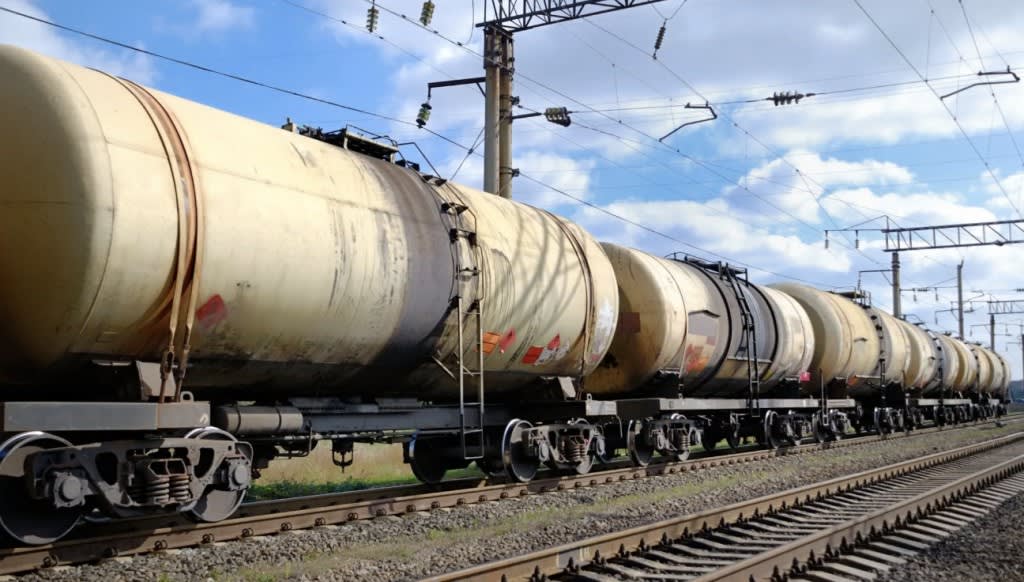 Ucraina și România extind rutele feroviare și fluviale pentru livrările de carburanți