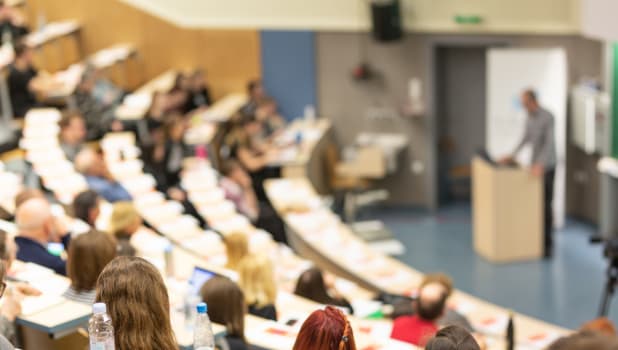 România, ultima în UE la rata de studii superioare în rândul tinerilor