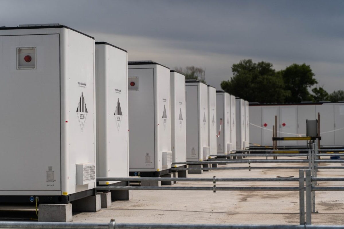 Engie achiziționează un proiect de stocare în baterii de 54 MW în Hunedoara