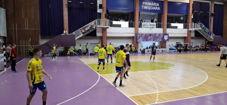 meci de handbal între Politehnica Timișoara și Potaissa Turda meci de handbal între Politehnica Timișoara și Potaissa Turda