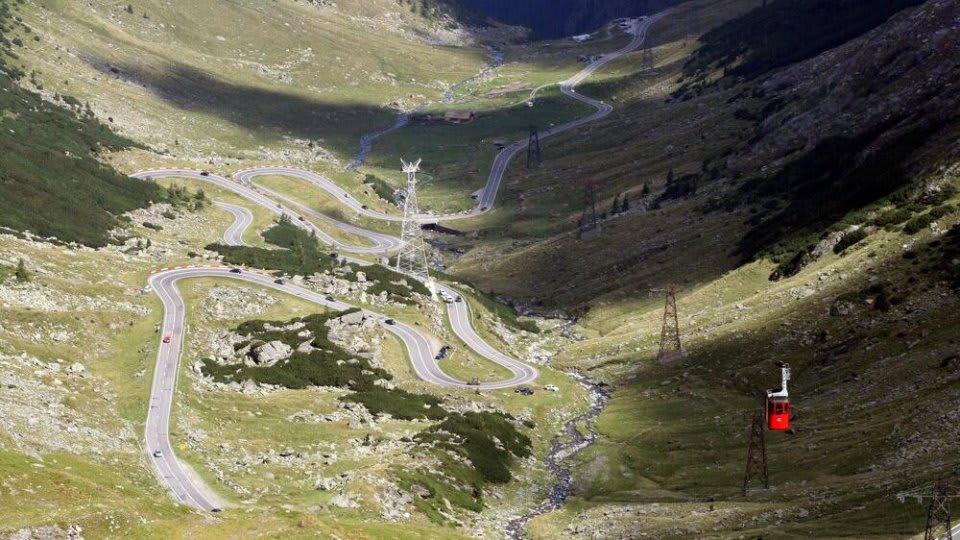 Infotrafic: Drumul Național 7C Transfăgărășan este închis temporar între Barajul Vidraru și Bâlea Lac