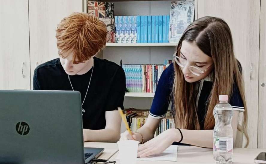 Liceul Teoretic Special „IRIS” Timișoara intră în al patrulea an de acreditare Erasmus+