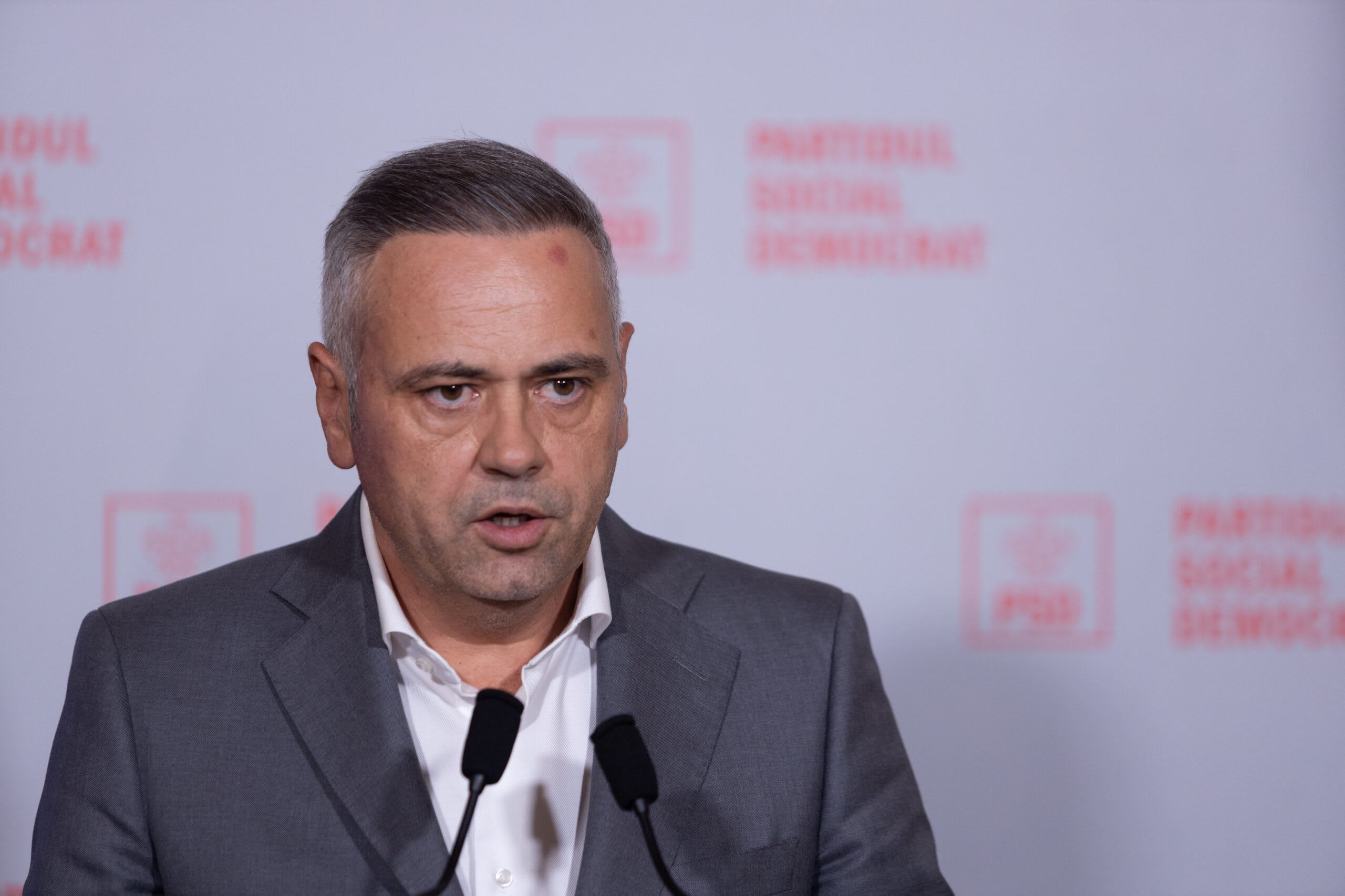 Florin Barbu, fost ministru al Agriculturii, în discurs public