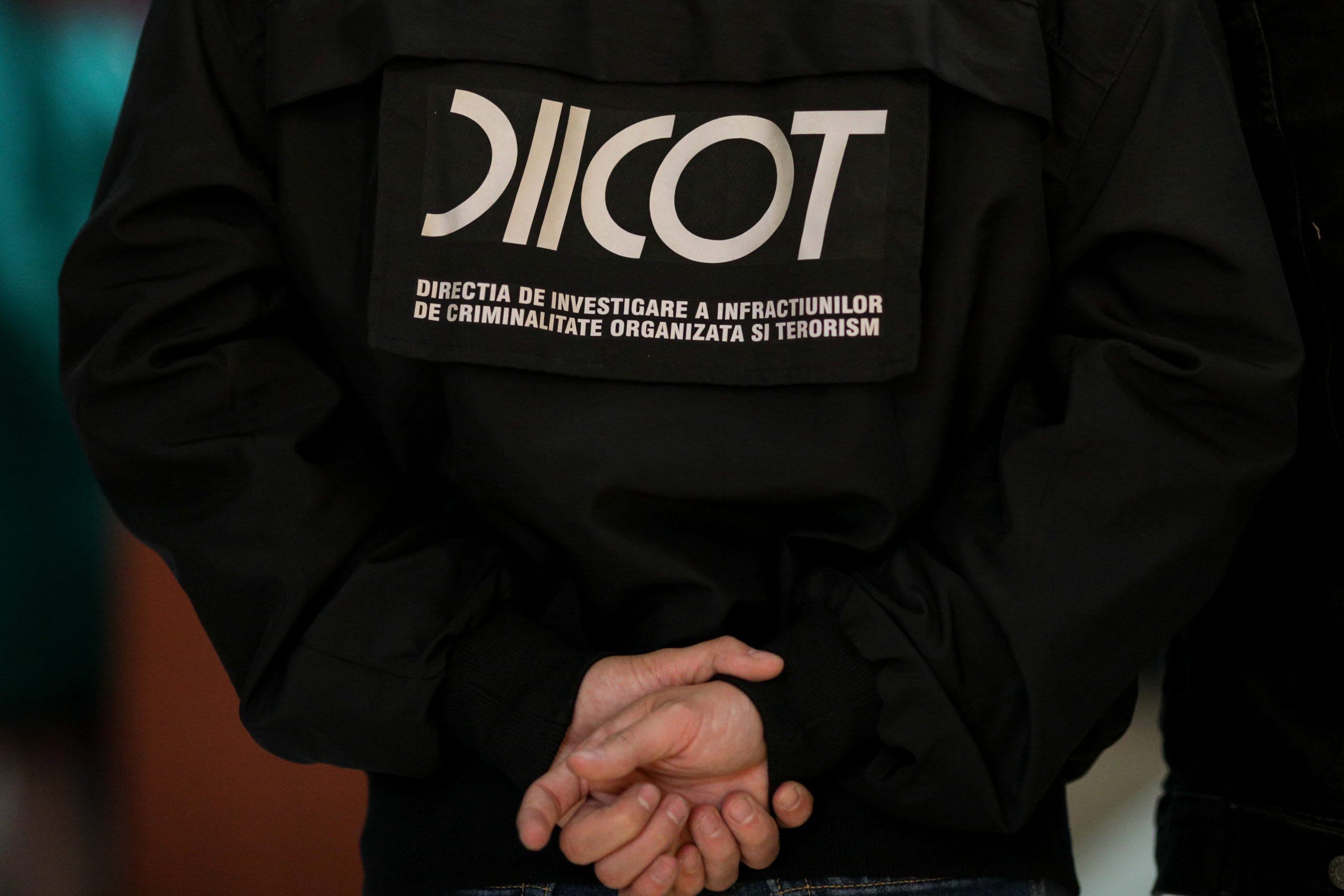 DIICOT anchetează 5 firme de transport în legătură cu rețeaua de droguri care a adus peste 1,7 tone în România