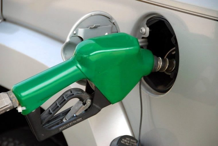 Prețul benzinei a atins 9,79 lei pe litru în România