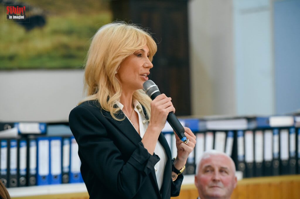Raluca Turcan în discurs politic Raluca Turcan în discurs politic