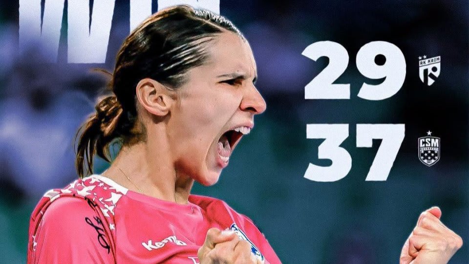 jucătoare handbal în acțiune, meci Liga Campionilor jucătoare handbal în acțiune, meci Liga Campionilor
