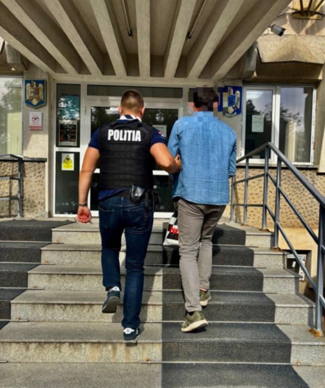 Percheziții în Botoșani într-un dosar cu acuzații de uz de armă fără drept și braconaj