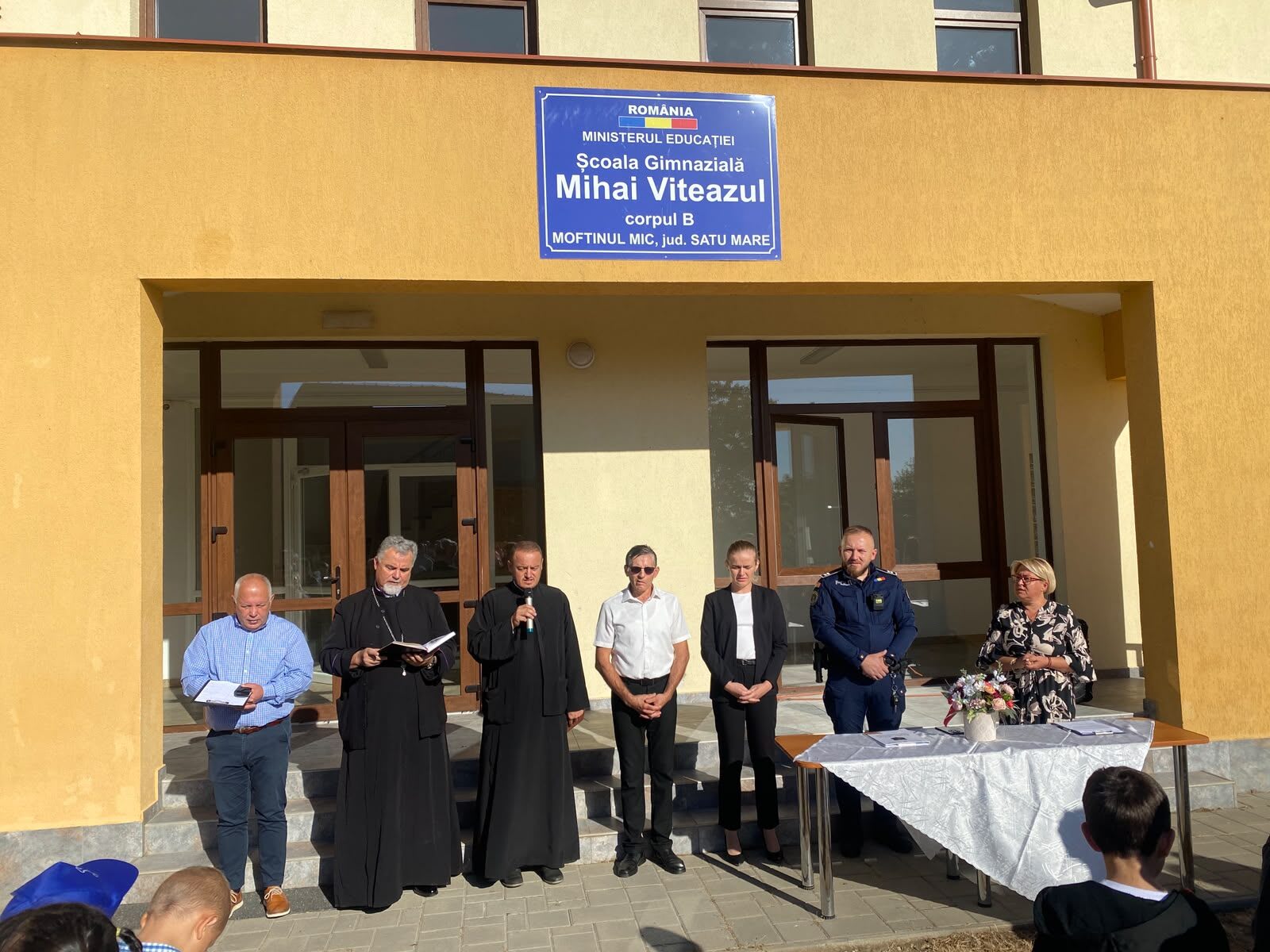 Școala Gimnazială „Mihai Viteazul” din Moftinu Mic și-a primit elevii în noul an școlar