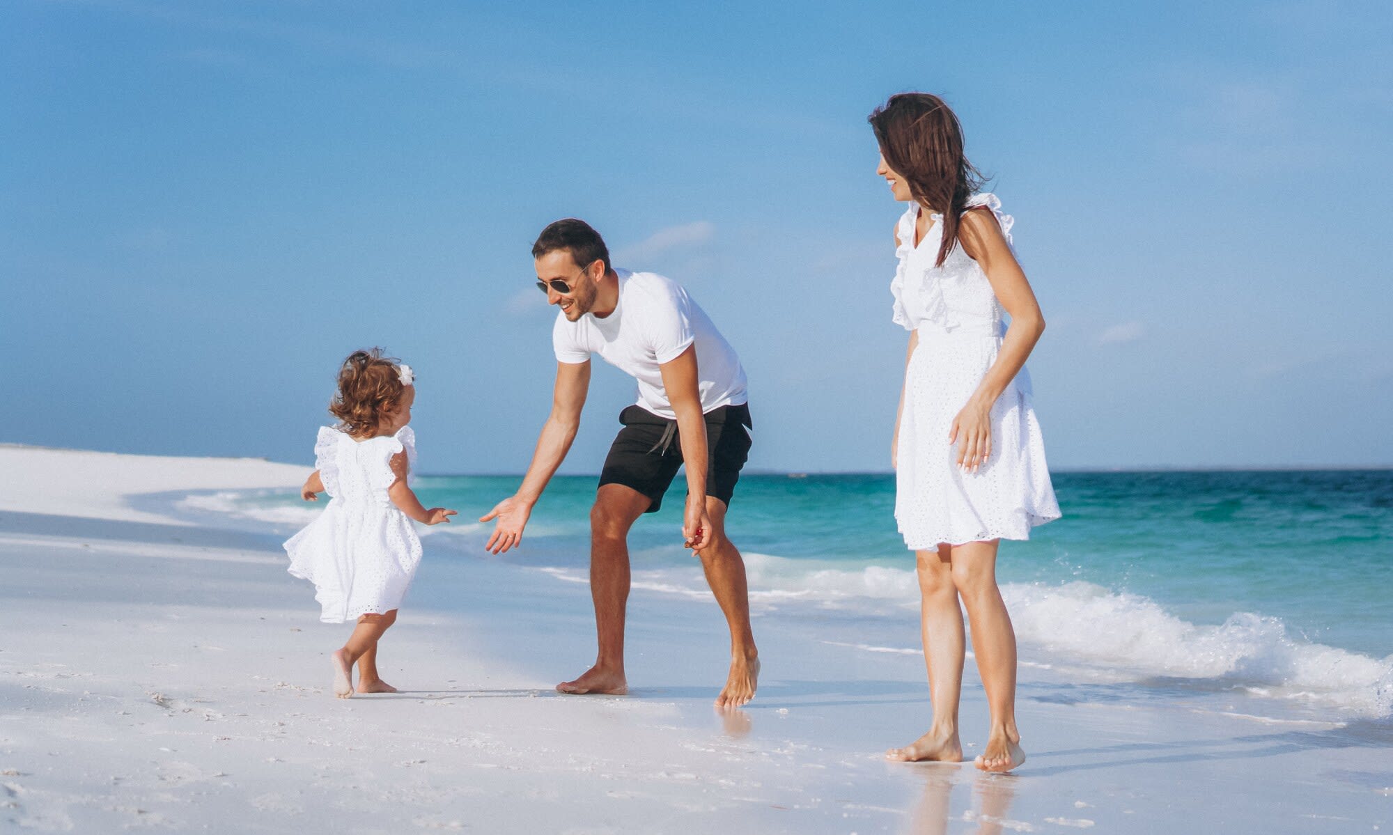 Hotel Mamaia: De ce să alegi o cazare aproape de mare dacă vrei un concediu fără griji? Hotel Mamaia: De ce să alegi o cazare aproape de mare dacă vrei un concediu fără griji?