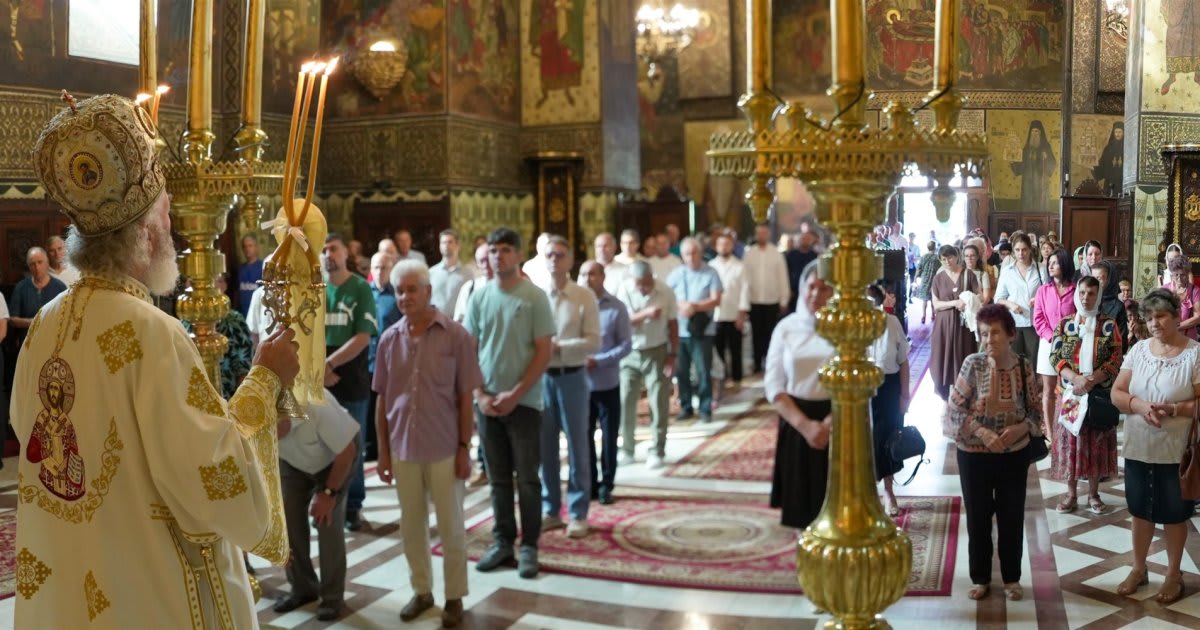 Slujire arhierească la Catedrala Arhiepiscopală din Galați