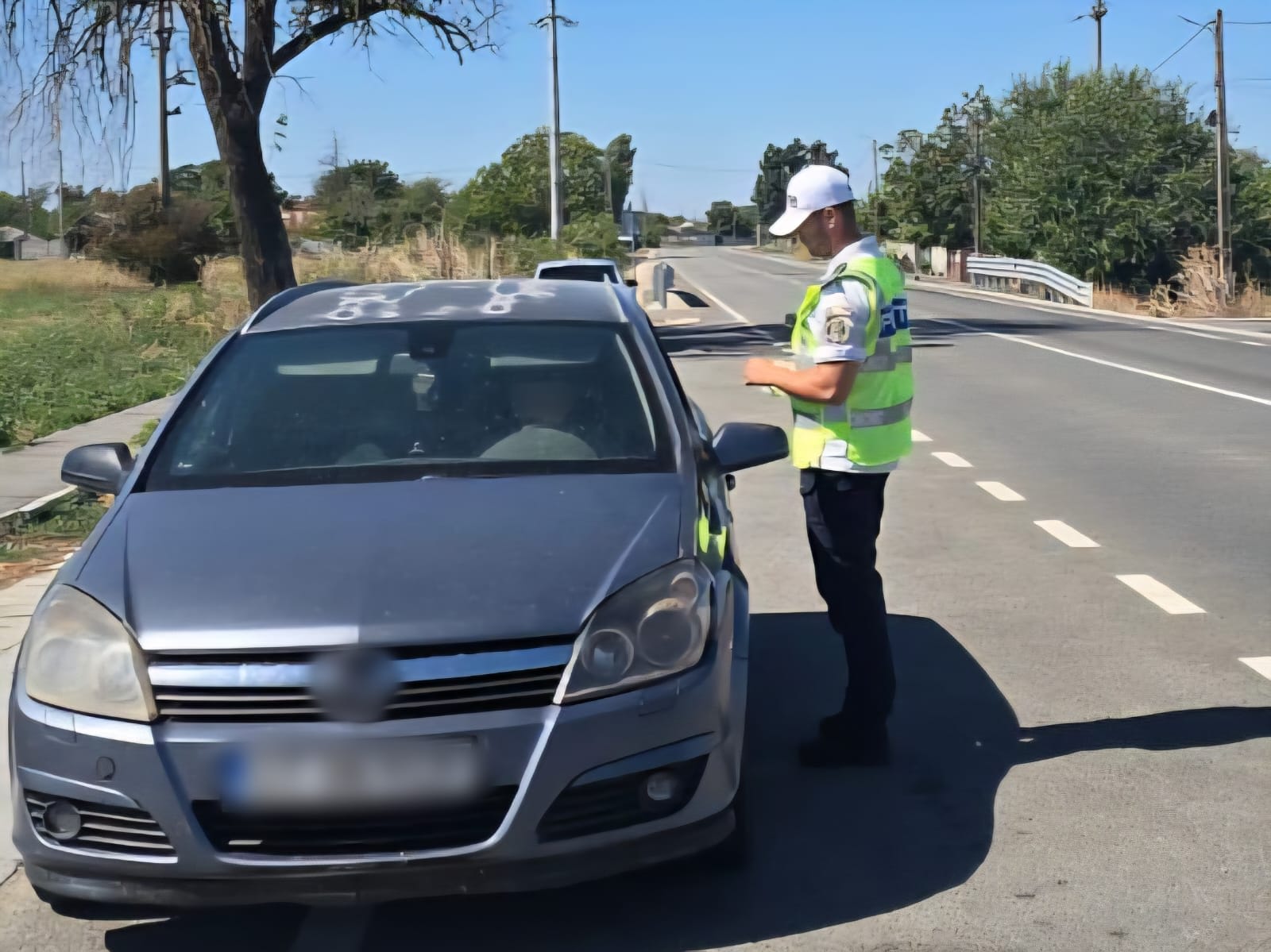 Mehedinți: Polițiștii rutieri au aplicat 212 amenzi și au reținut cinci permise