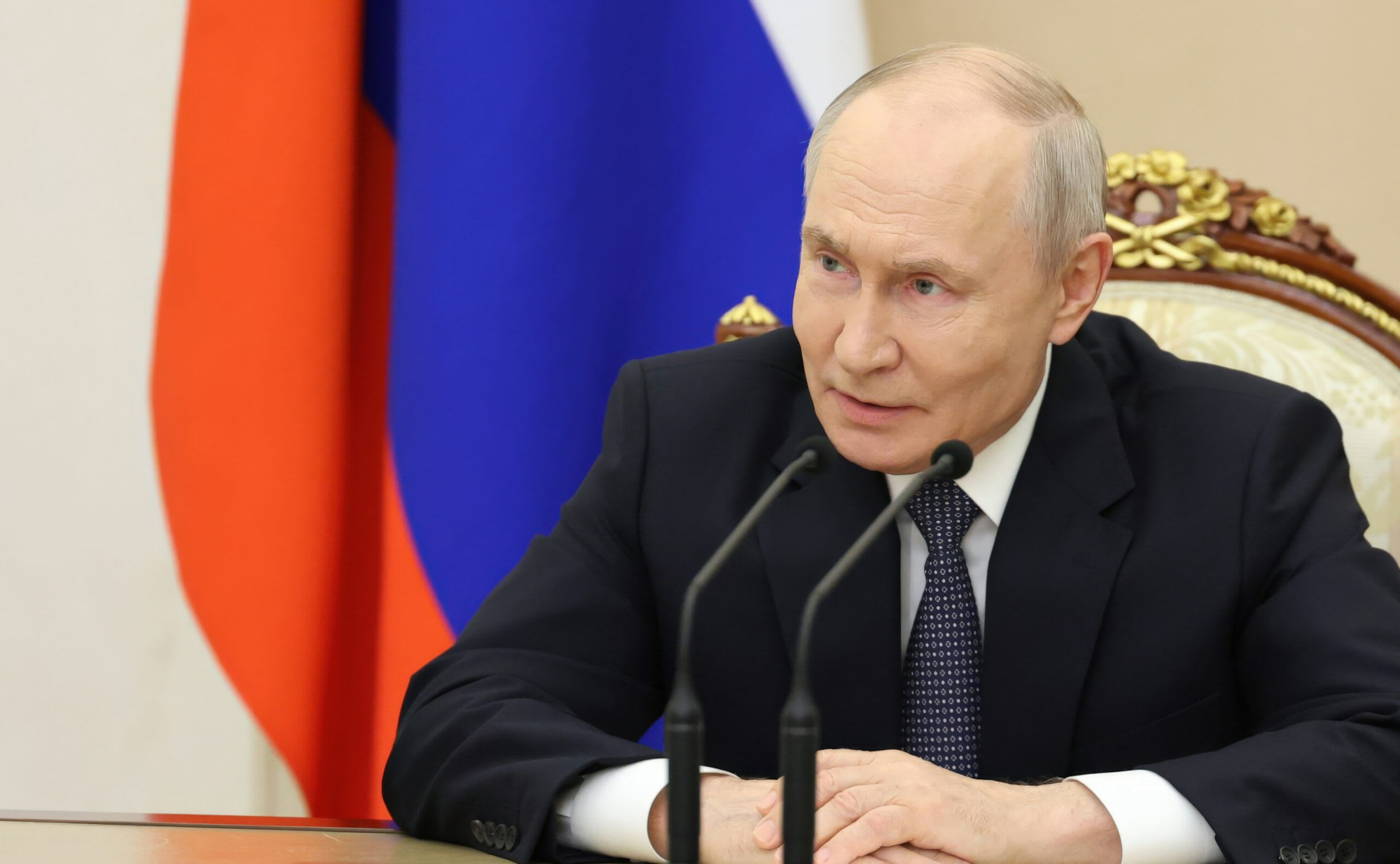 Vladimir Putin se pregătește pentru un apel misterios internațional, anunță Kremlinul