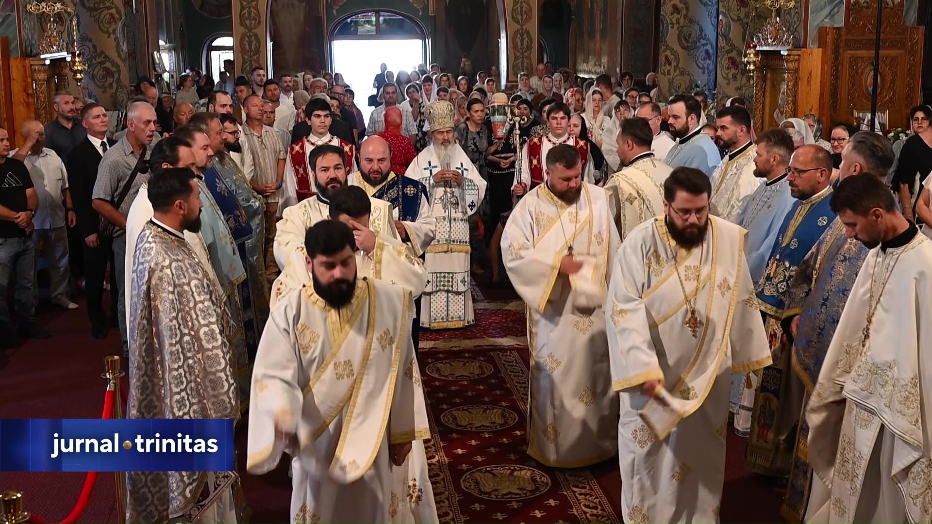 Arhiepiscopul Teodosie oficiază Sfânta Liturghie la biserica Sfânta Maria din Constanța
