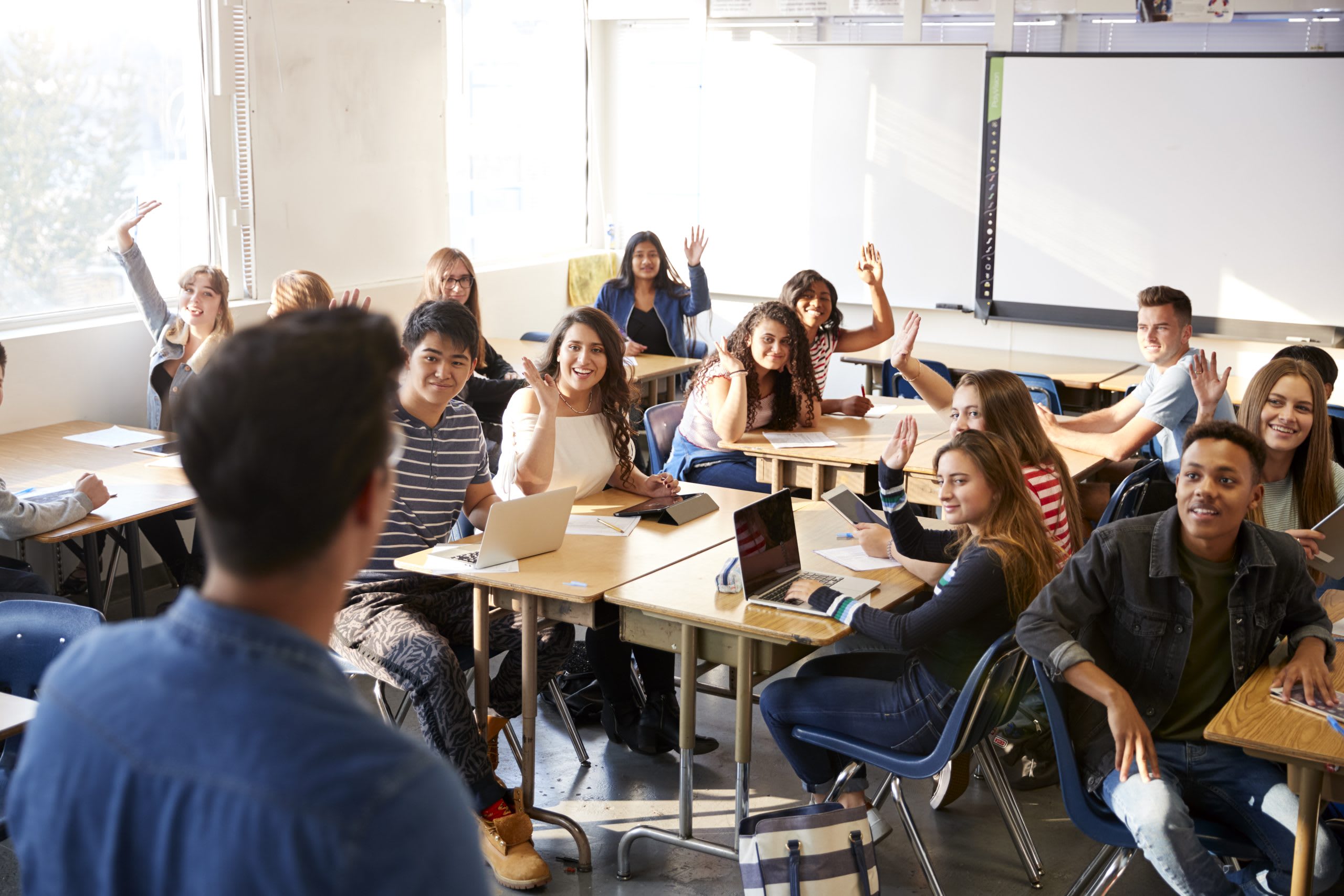 România, singura țară UE cu peste 18 elevi per profesor în primar