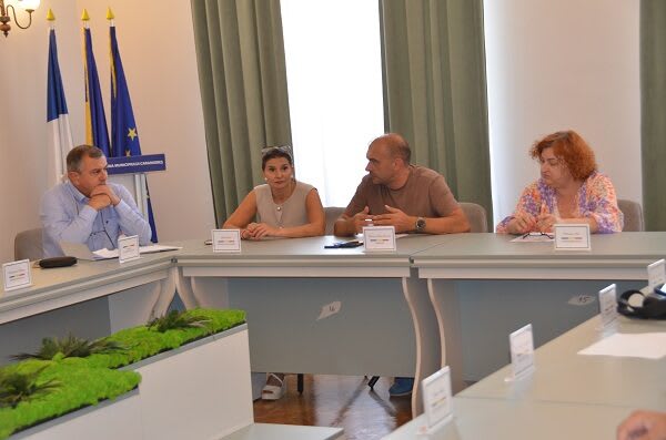 Tarifele pentru ridicarea gunoiului în Caransebeș, în discuție pentru finalul lunii
