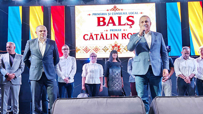 eveniment sărbătoare oraș Balș, comunitate și oficiali eveniment sărbătoare oraș Balș, comunitate și oficiali