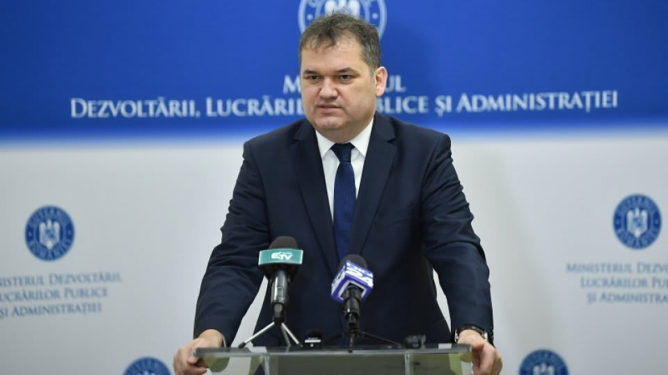 Cseke Attila vorbește despre formarea unui guvern stabil Cseke Attila vorbește despre formarea unui guvern stabil