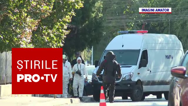 Valiză abandonată pe trotuar, intervenție poliție și forțe speciale Valiză abandonată pe trotuar, intervenție poliție și forțe speciale