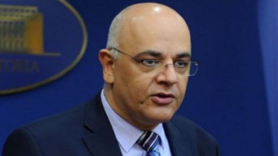 Raed Arafat, inculpat pentru contrabandă în dosarul achiziției unui elicopter