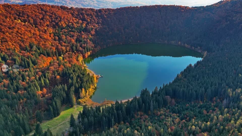 Participă la Drumeția de anduranță Lacul Sfânta Ana în Harghita