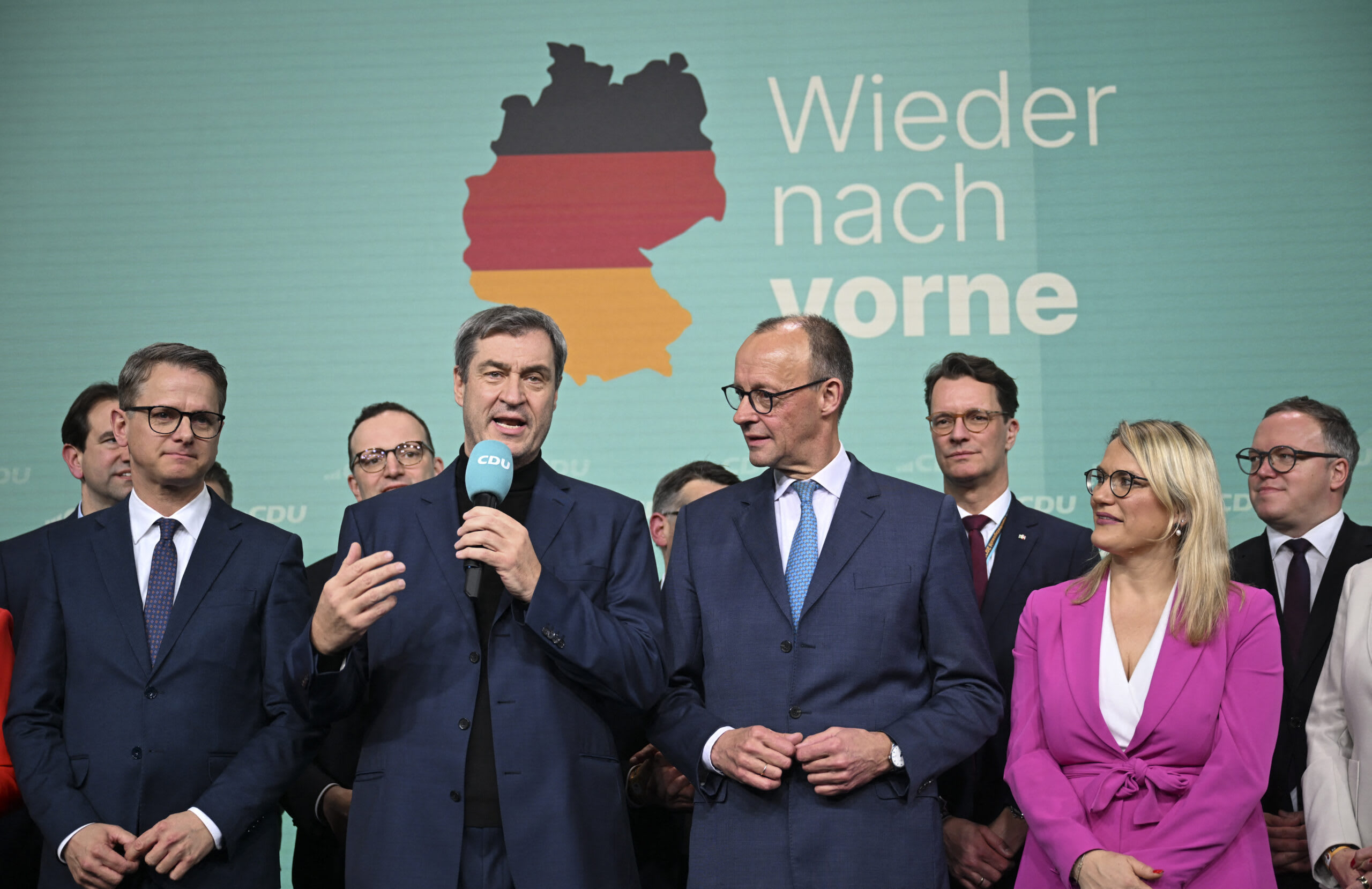 Friedrich Merz și Markus Söder în discuție politică Friedrich Merz și Markus Söder în discuție politică