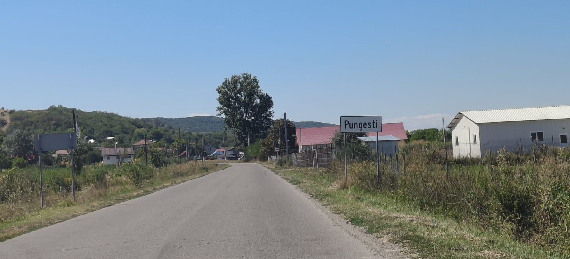Bărbat din Pungești, arestat pentru violență și incendiere Bărbat din Pungești, arestat pentru violență și incendiere