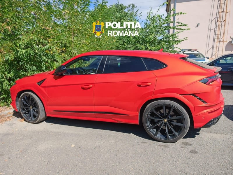 autoturism de lux în trafic, poliție, Arad autoturism de lux în trafic, poliție, Arad