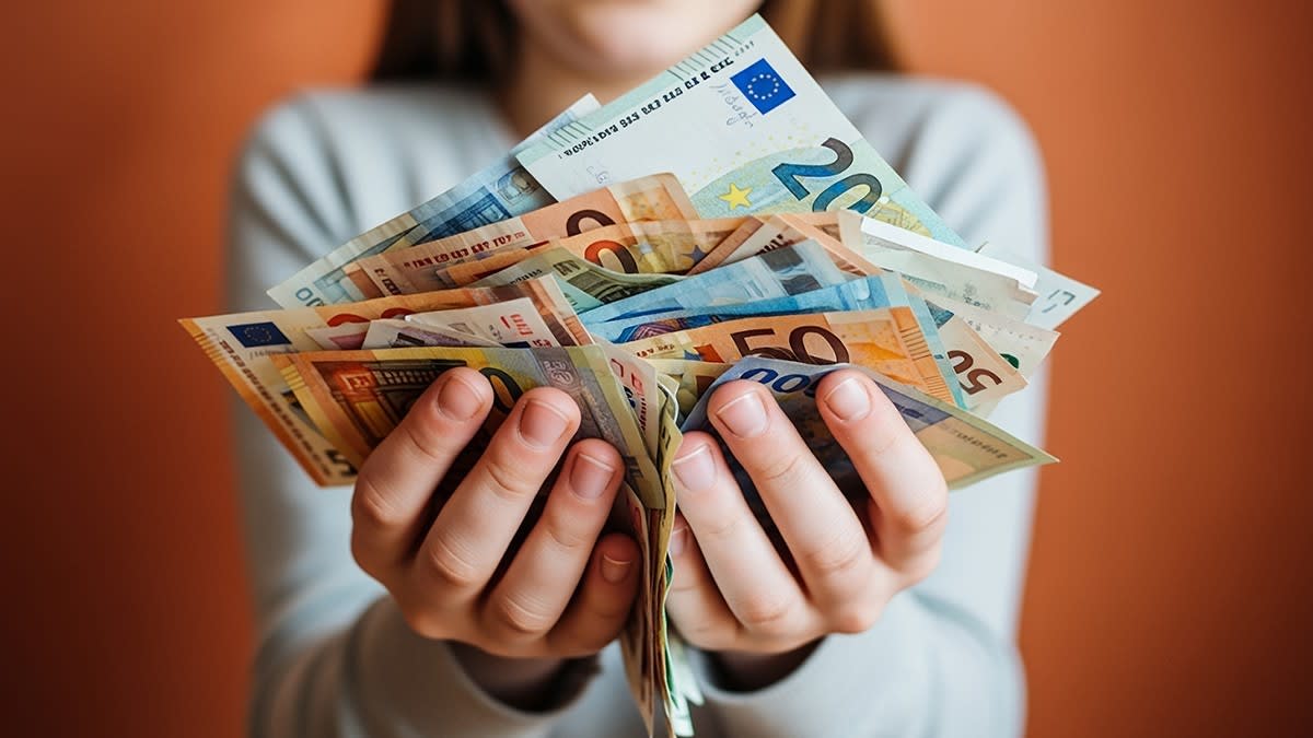Un milionar din Timișoara trebuie să restituie peste jumătate de milion de euro amantei sale