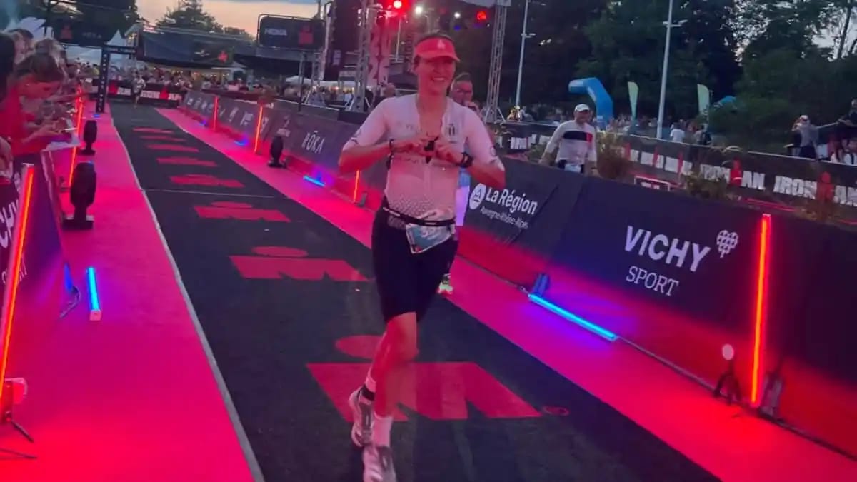 Ioana Lazăr în timpul cursei Ironman în Franța Ioana Lazăr în timpul cursei Ironman în Franța