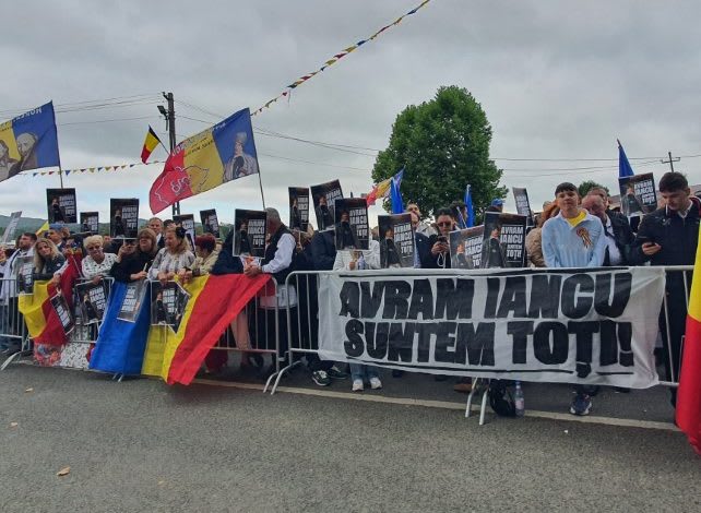 Sute de oameni au participat la Țebea pentru a cinsti memoria lui Avram Iancu