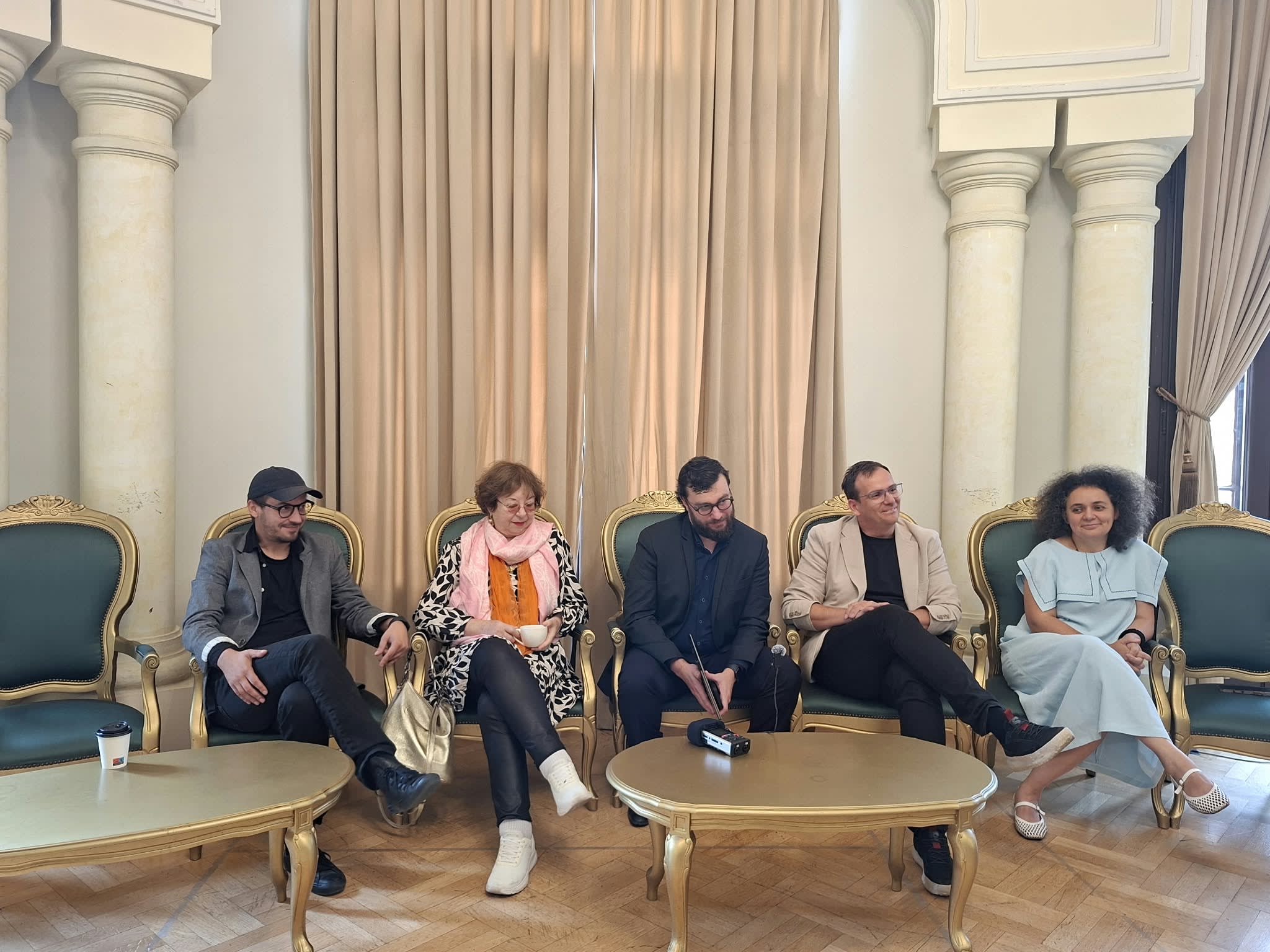 Teatrul Tineretului din Piatra-Neamț a deschis noua stagiune cu două premiere