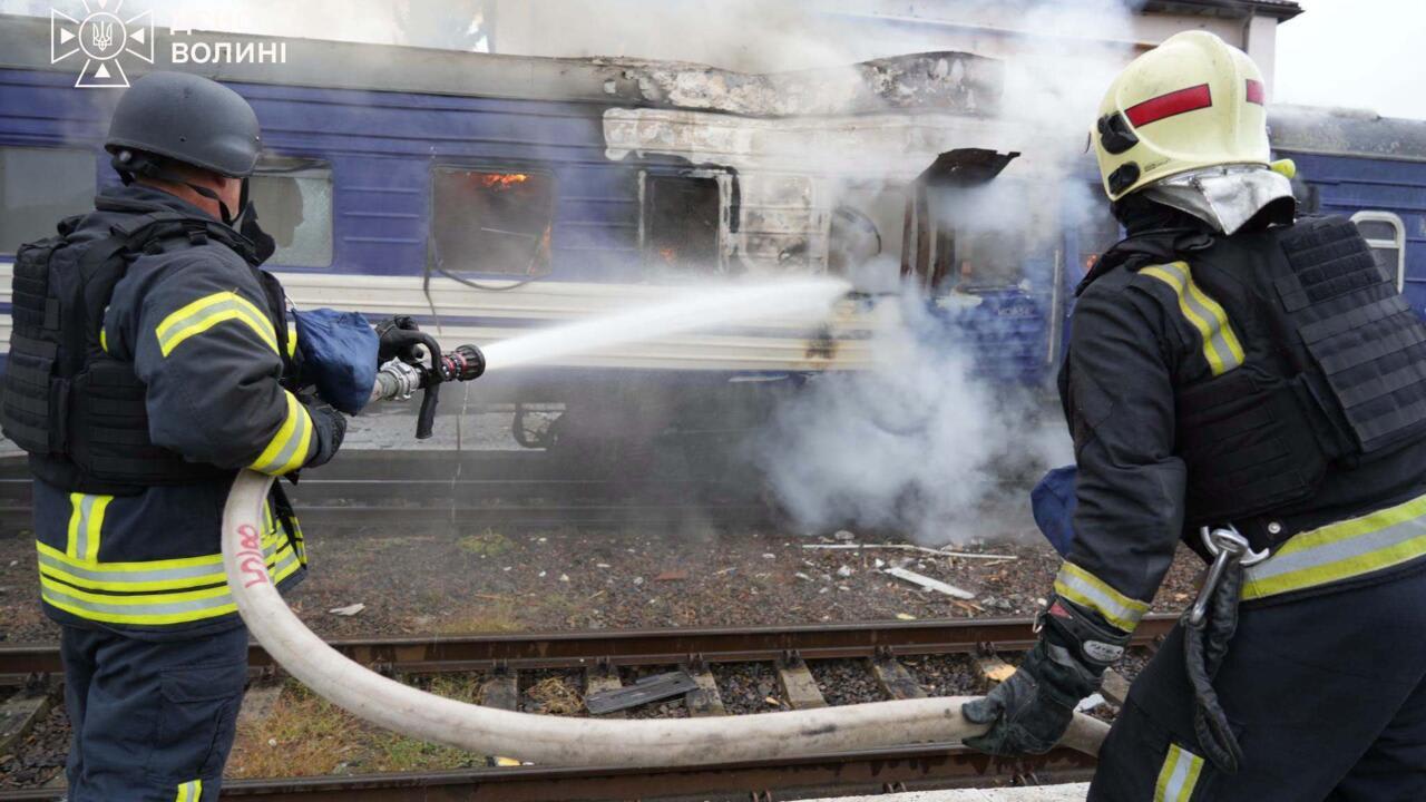 Tren lovit în Ucraina: Rusia vrea să dezbine Europa, afirmă oficiali