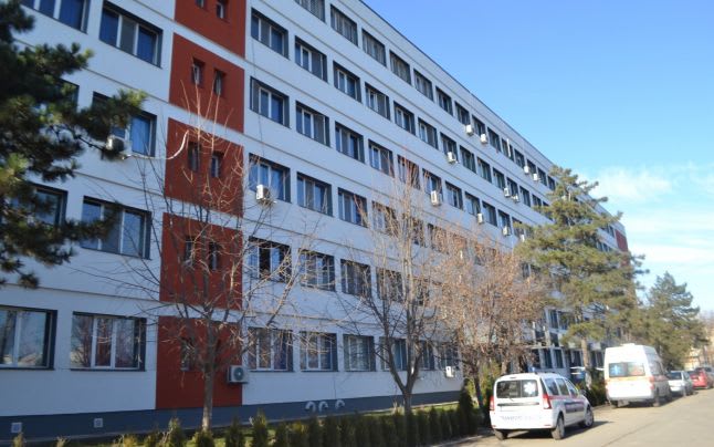 Echipament medical modern în sala de endoscopie Echipament medical modern în sala de endoscopie