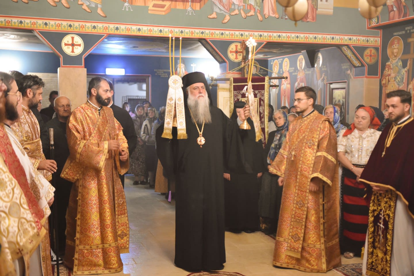 slujbă religioasă la Mănăstirea din Budești slujbă religioasă la Mănăstirea din Budești