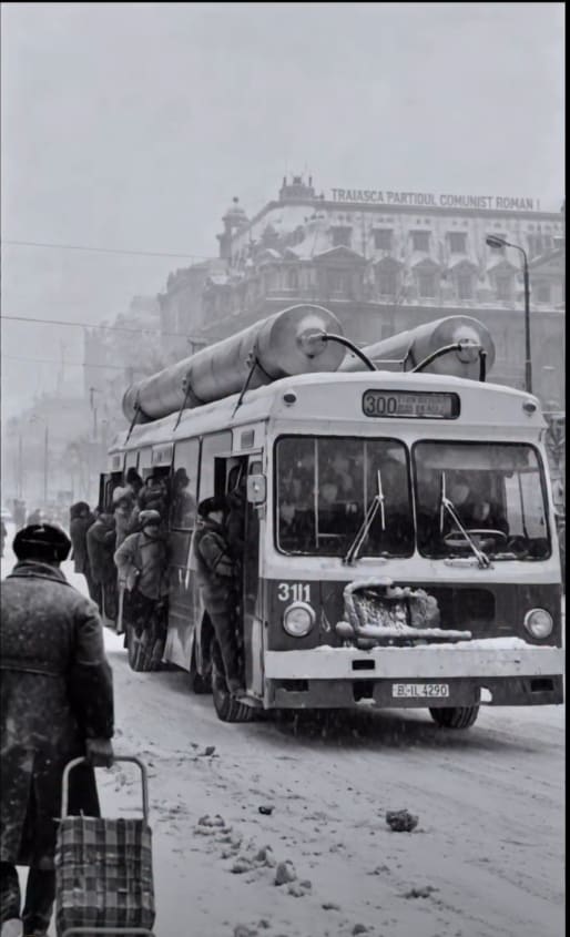 Transportul în comun în Epoca de aur: cum era iarna în 1984