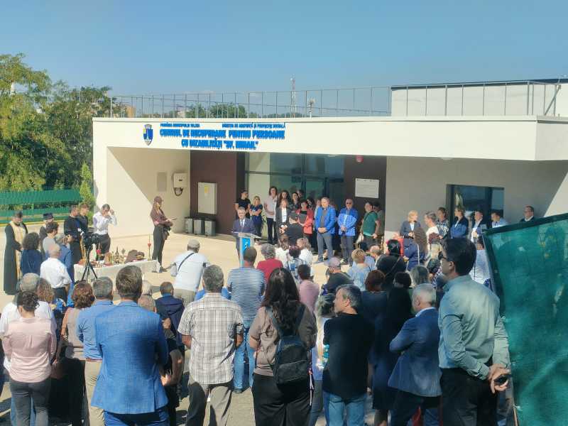 Inaugurare centre sociale Tulcea, oameni beneficiari, construcție nouă Inaugurare centre sociale Tulcea, oameni beneficiari, construcție nouă