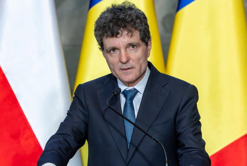 Președintele Nicușor Dan la Palatul Cotroceni în timpul declarațiilor Președintele Nicușor Dan la Palatul Cotroceni în timpul declarațiilor